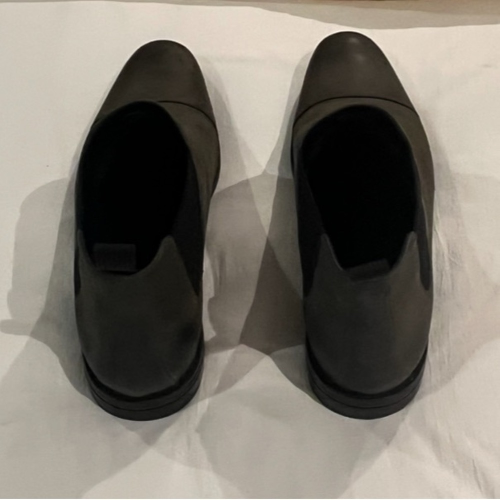 Cole Hahn Chelsea Boots - Picture 5 of 7